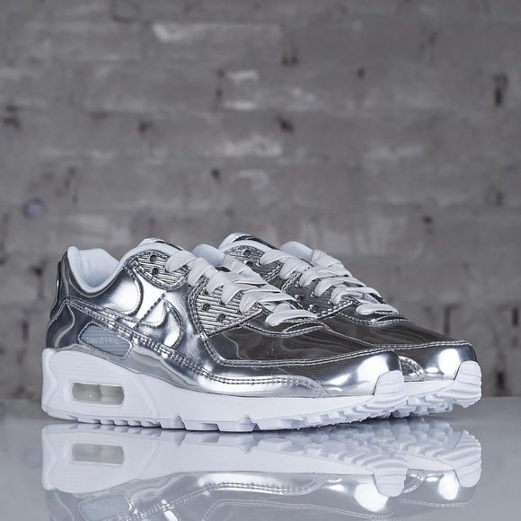 Nike Women's Air Max 90 QS "Metallica Chrome" - Picture 2 of 5